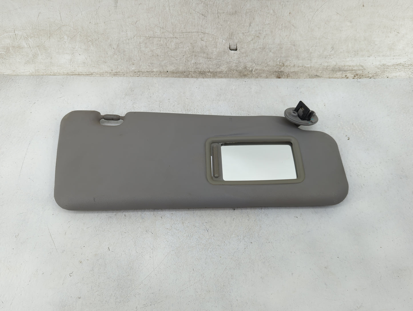 2011-2013 Toyota Highlander Sun Visor Shade Replacement Passenger Right Mirror Fits Fits 2011 2012 2013 OEM Used Auto Parts 