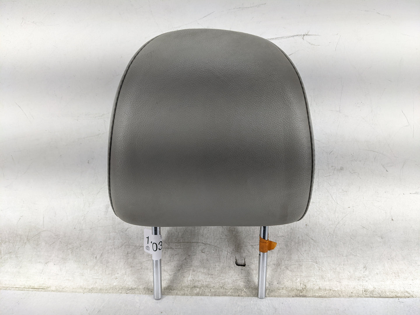 2011-2013 Toyota Highlander Headrest Head Rest Front Driver Passenger Seat Fits Fits 2011 2012 2013 OEM Used Auto Parts - Oe