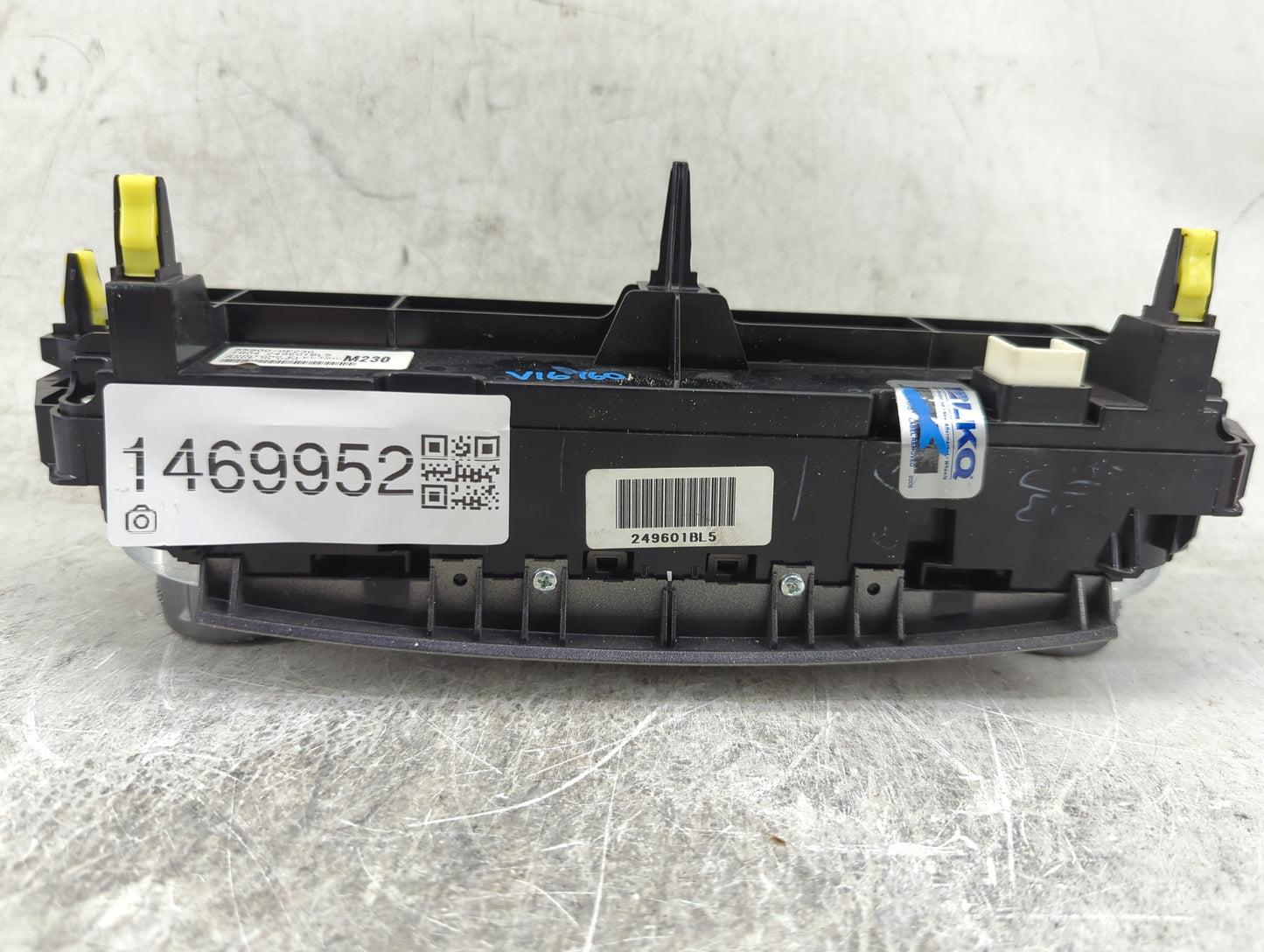 2011-2013 Toyota Highlander Climate Control Module Temperature AC/Heater Replacement P/N:55900-0E230 2496O1BL5 Fits OEM Used