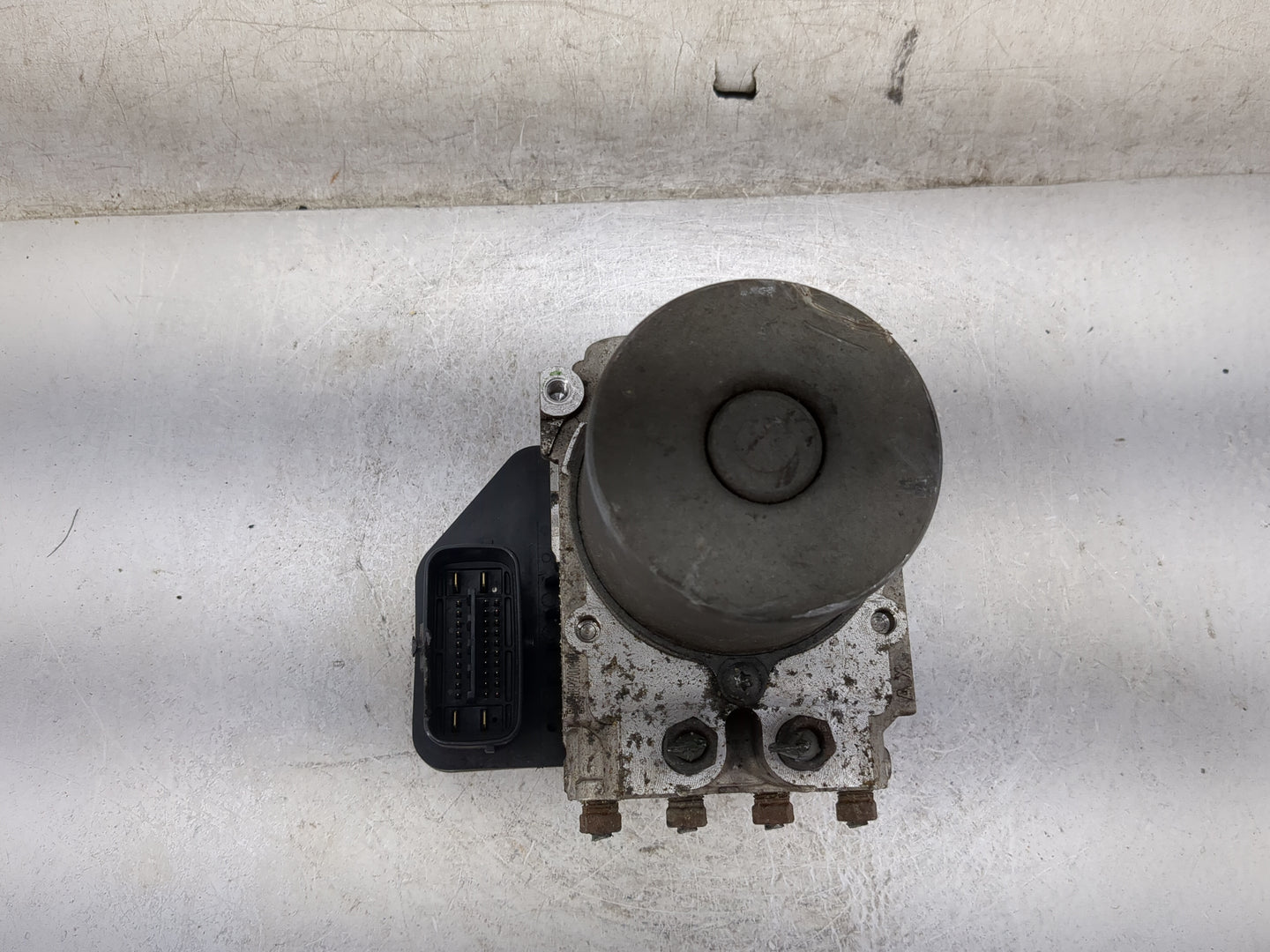 2011-2013 Toyota Highlander ABS Pump Control Module Replacement P/N:44540-0E191 89541-48241, 133800-36 Fits Fits 2011 2012 2