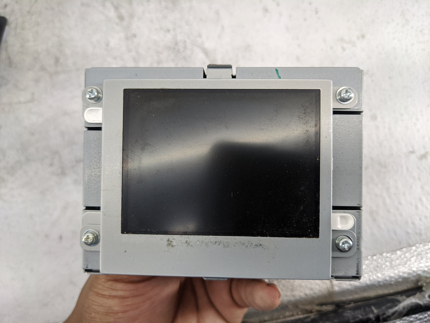 2011-2013 Toyota Highlander Information Display Screen 1483393 - Oemusedautoparts1.com