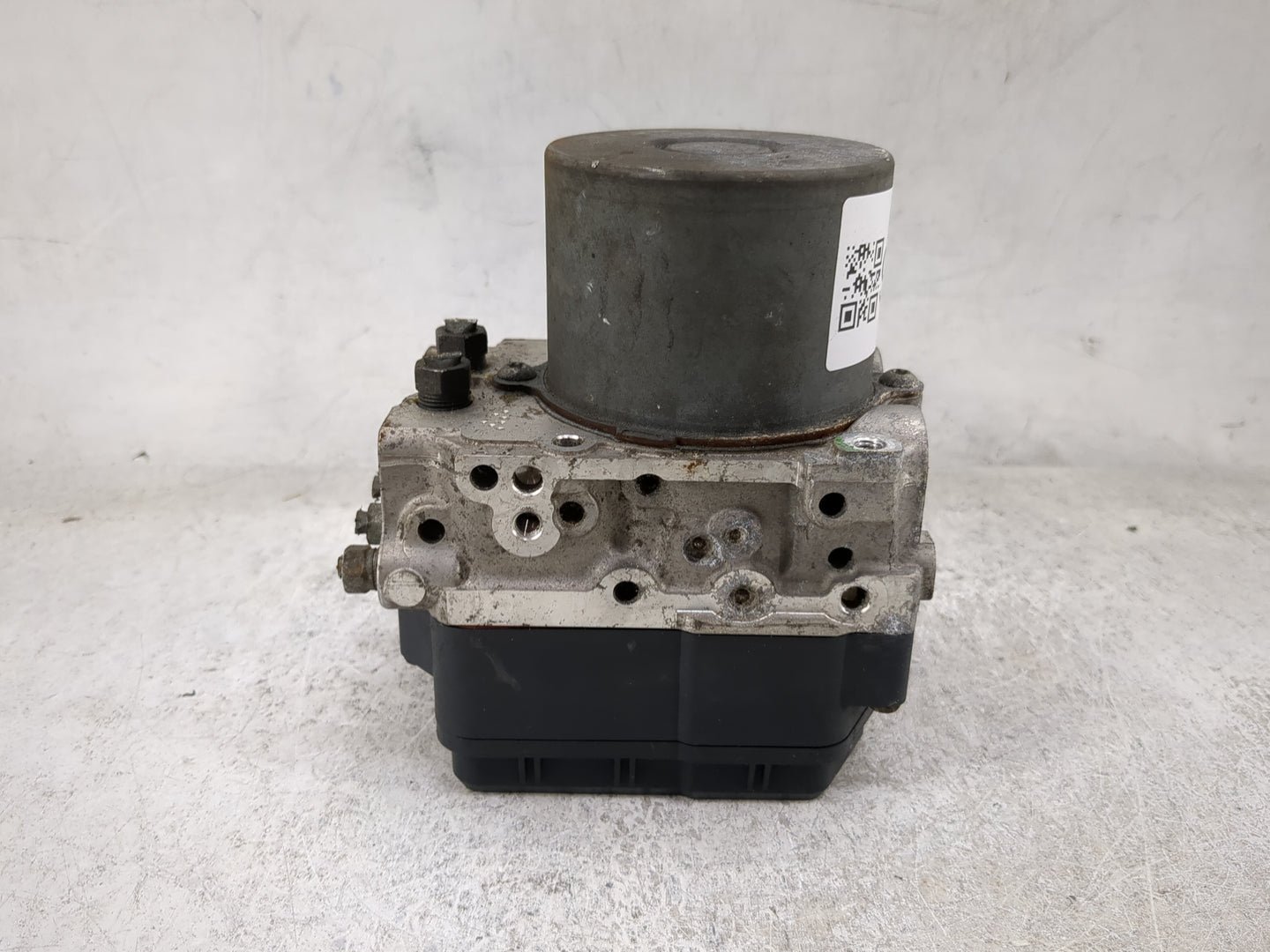 2011-2013 Toyota Highlander ABS Pump Control Module Replacement Fits Fits 2011 2012 2013 OEM Used Auto Parts - Oemusedautopa