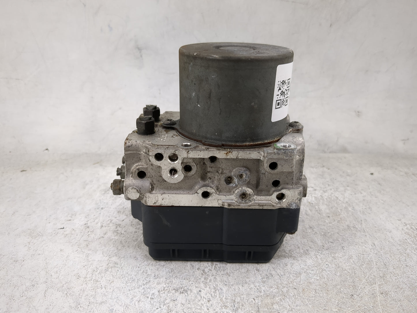 2011-2013 Toyota Highlander ABS Pump Control Module Replacement Fits Fits 2011 2012 2013 OEM Used Auto Parts - Oemusedautopa