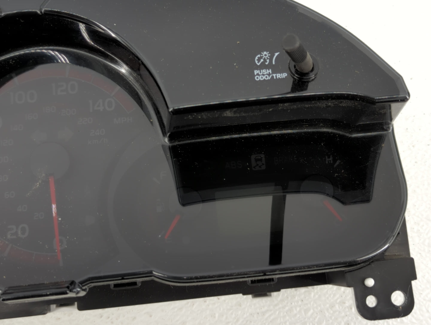 2011-2013 Toyota Matrix Instrument Cluster Speedometer Gauges P/N:83800-0ZL30-00 TN257460-3085 Fits Fits 2011 2012 2013 OEM 