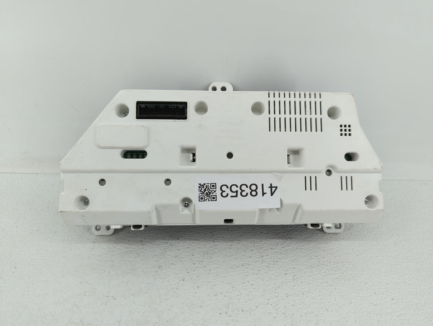 2011-2013 Toyota Matrix Instrument Cluster Speedometer Gauges P/N:83800-0ZL30-00 TN257460-3085 Fits Fits 2011 2012 2013 OEM 