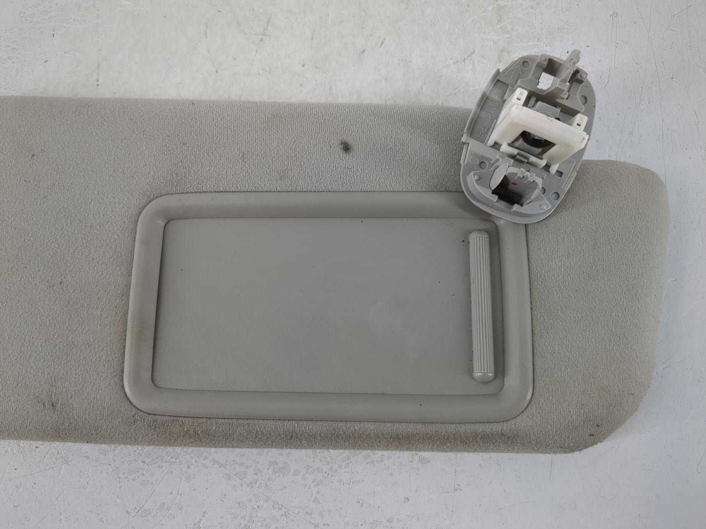 2010-2015 Toyota Prius Sun Visor Shade Replacement Passenger Right Mirror Fits Fits 2010 2011 2012 2013 2014 2015 OEM Used A