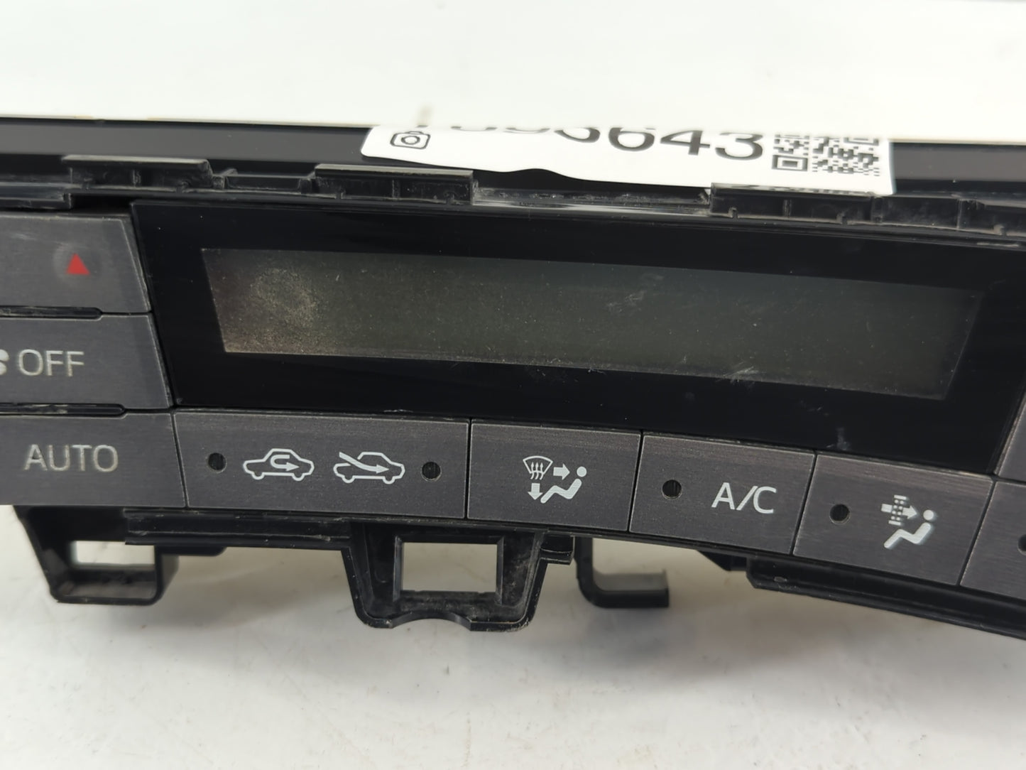 2012 Toyota Prius Climate Control Module Temperature AC/Heater Replacement P/N:75D726 Fits OEM Used Auto Parts - Oemusedauto