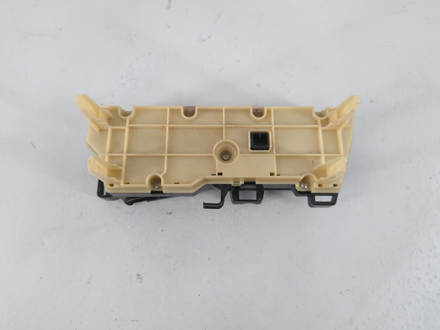 2012 Toyota Prius Climate Control Module Temperature AC/Heater Replacement P/N:75D726 Fits OEM Used Auto Parts - Oemusedauto