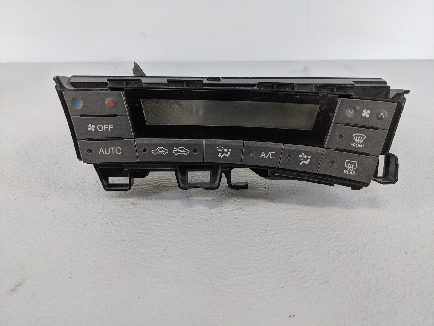 2012 Toyota Prius Climate Control Module Temperature AC/Heater Replacement P/N:75D726 Fits OEM Used Auto Parts - Oemusedauto