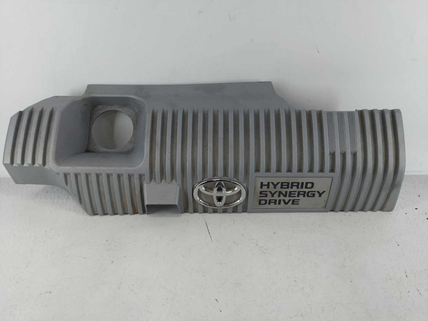 2012 Toyota Prius Engine Cover - Oemusedautoparts1.com