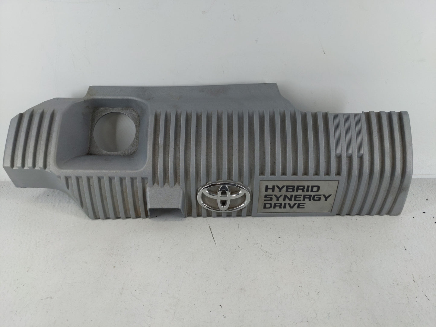 2012 Toyota Prius Engine Cover - Oemusedautoparts1.com