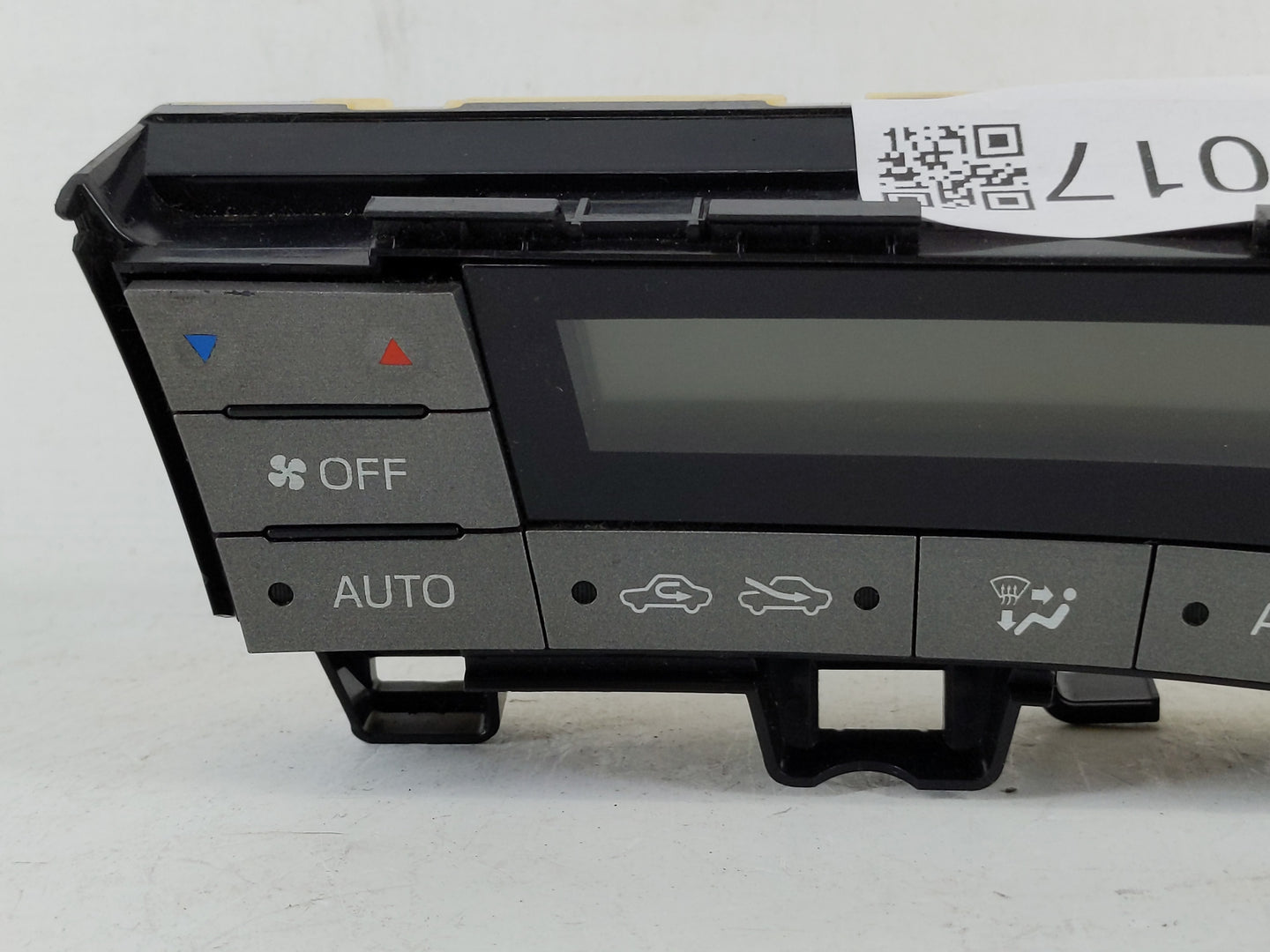 2012 Toyota Prius Climate Control Module Temperature AC/Heater Replacement P/N:75D726 Fits OEM Used Auto Parts - Oemusedauto