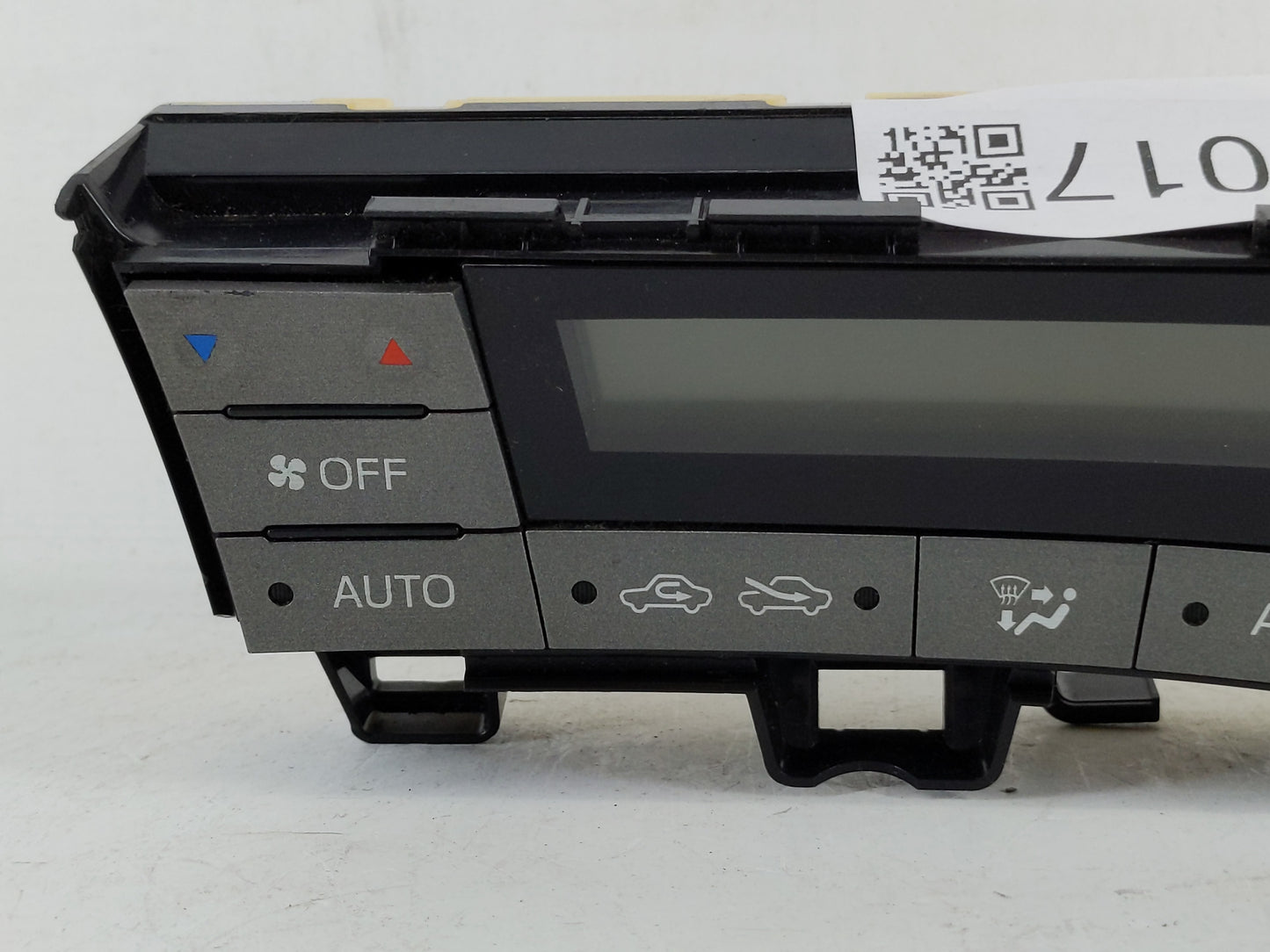 2012 Toyota Prius Climate Control Module Temperature AC/Heater Replacement P/N:75D726 Fits OEM Used Auto Parts - Oemusedauto