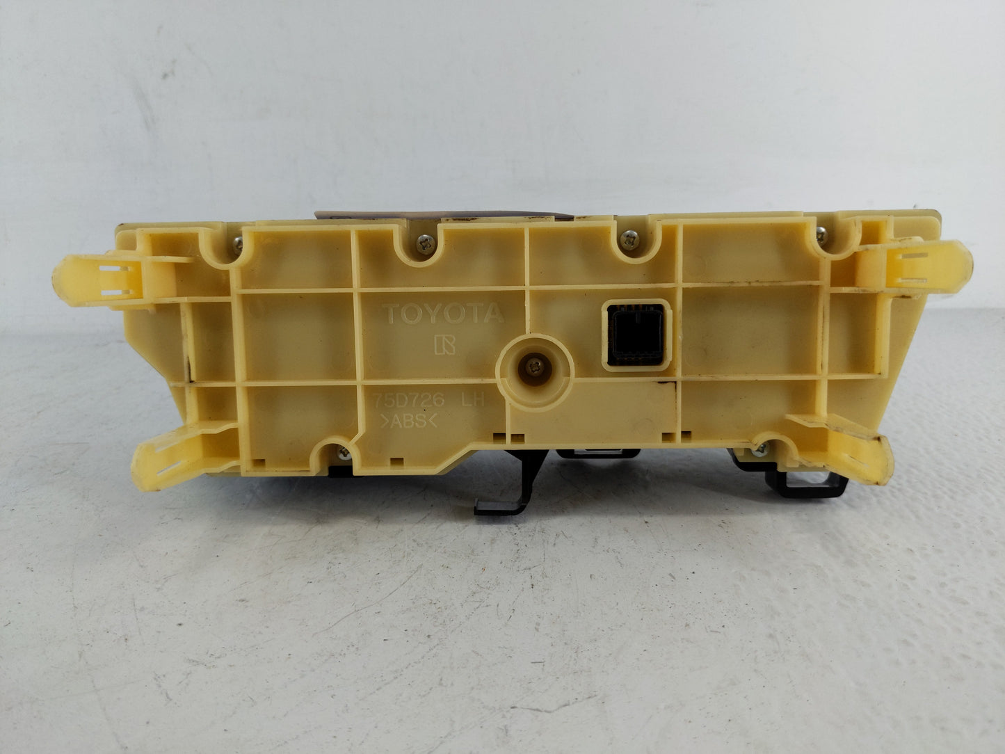 2012 Toyota Prius Climate Control Module Temperature AC/Heater Replacement P/N:75D726 Fits OEM Used Auto Parts - Oemusedauto
