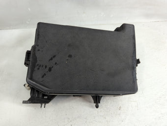 compare product 2012-2018 Toyota Prius Fusebox Fuse Box Panel Relay Module P/N:82662-47141 82641-47090 Fits OEM Used Auto Parts