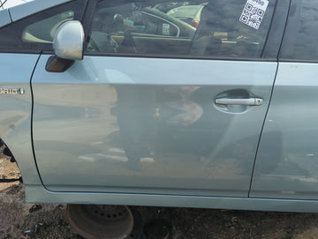 2012-2014 Toyota Prius Driver Front Door Oem - Oemusedautoparts1.com
