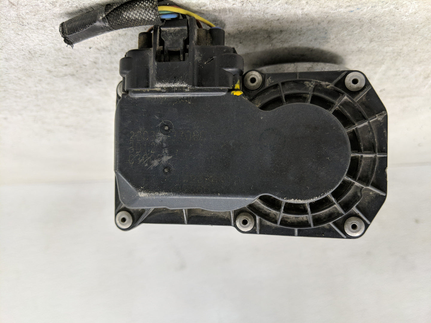 2010-2022 Toyota Prius Throttle Body Fits Fits 2010 2011 2012 2013 2014 2015 2016 2017 2018 2019 2020 2021 2022 OEM Used Aut