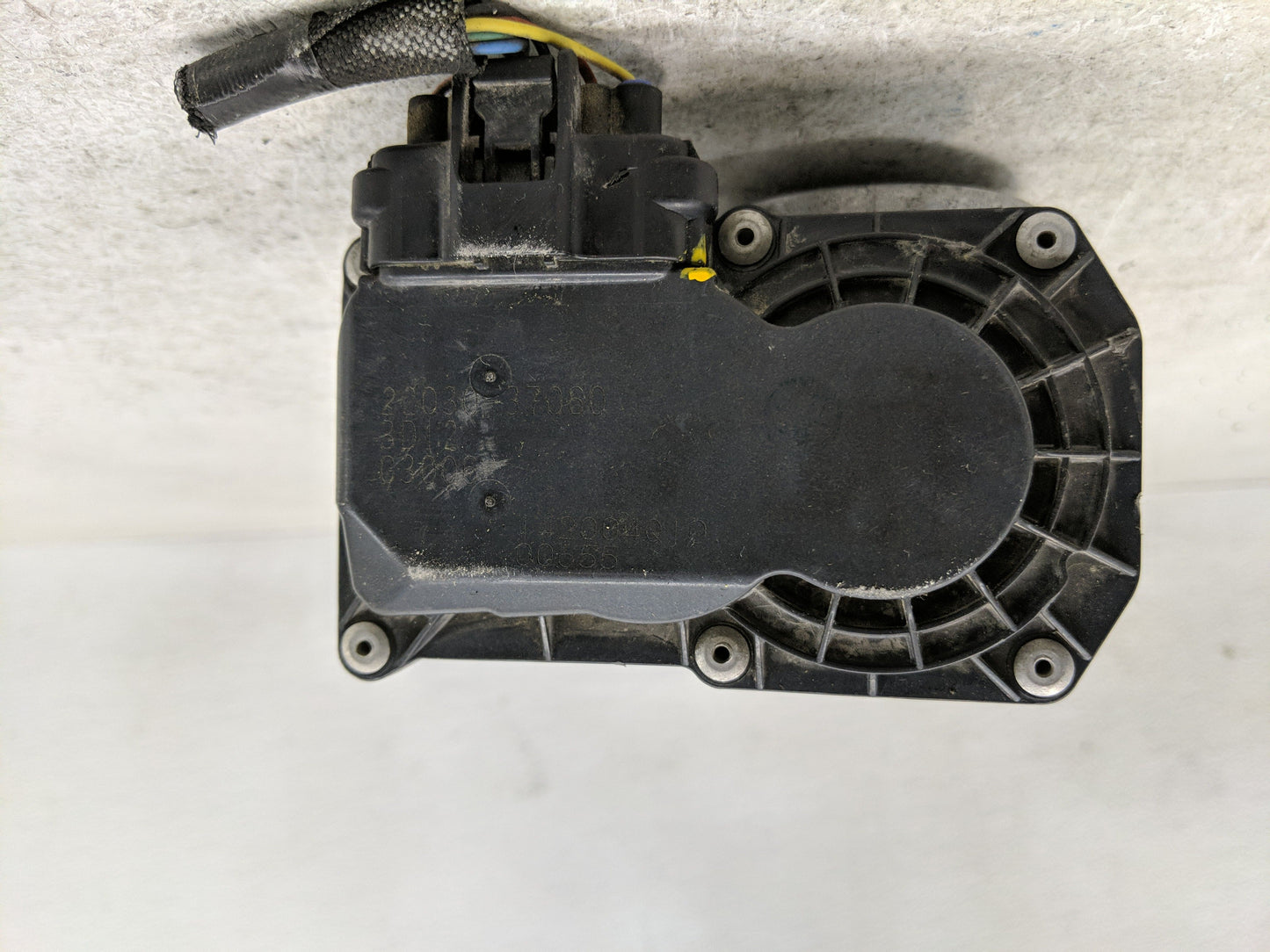 2010-2022 Toyota Prius Throttle Body Fits Fits 2010 2011 2012 2013 2014 2015 2016 2017 2018 2019 2020 2021 2022 OEM Used Aut