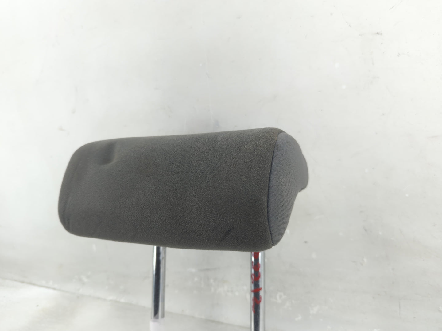 2012-2015 Toyota Prius Headrest Head Rest Rear Center Seat Fits Fits 2012 2013 2014 2015 OEM Used Auto Parts - Oemusedautopa