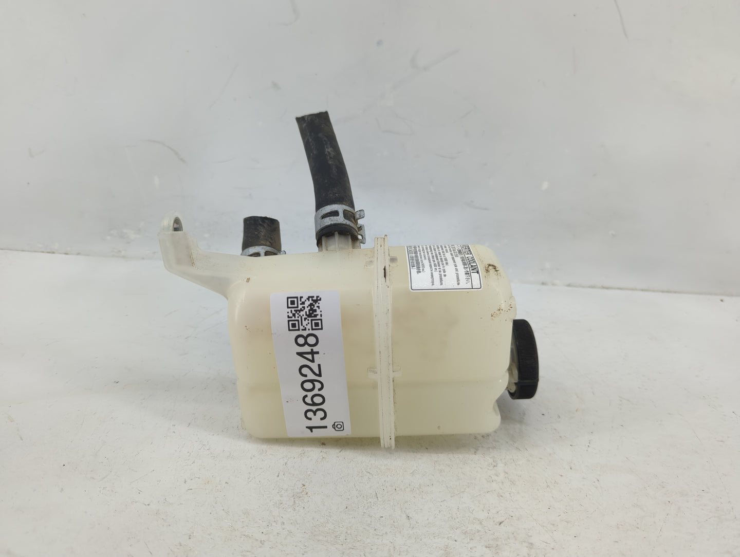 2010-2015 Toyota Prius Radiator Coolant Overflow Expansion Tank Bottle 1369248 - Oemusedautoparts1.com