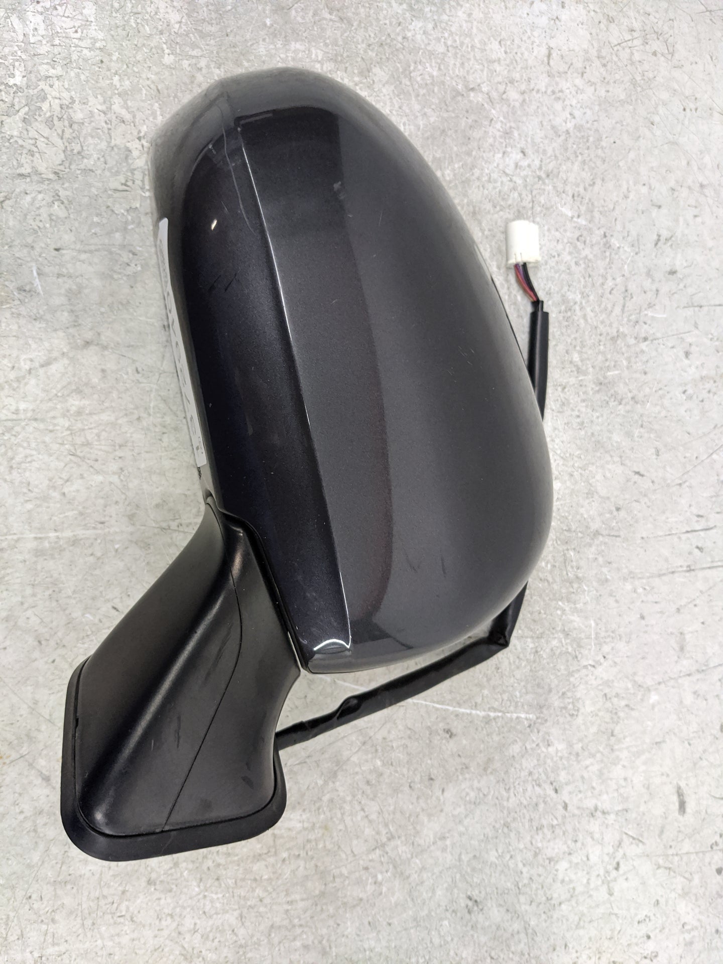 2010-2015 Toyota Prius Passenger Side View Mirror - Right Door Mirror OEM Used - Oemusedautoparts1.com