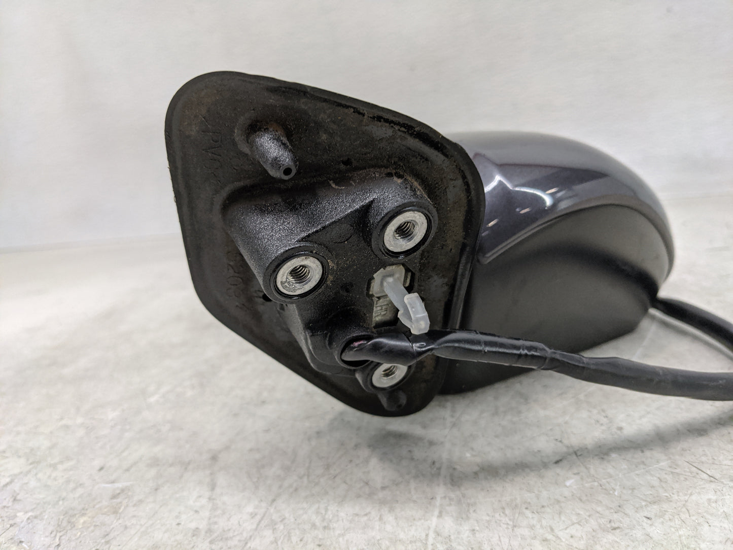 2010-2015 Toyota Prius Passenger Side View Mirror - Right Door Mirror OEM Used - Oemusedautoparts1.com