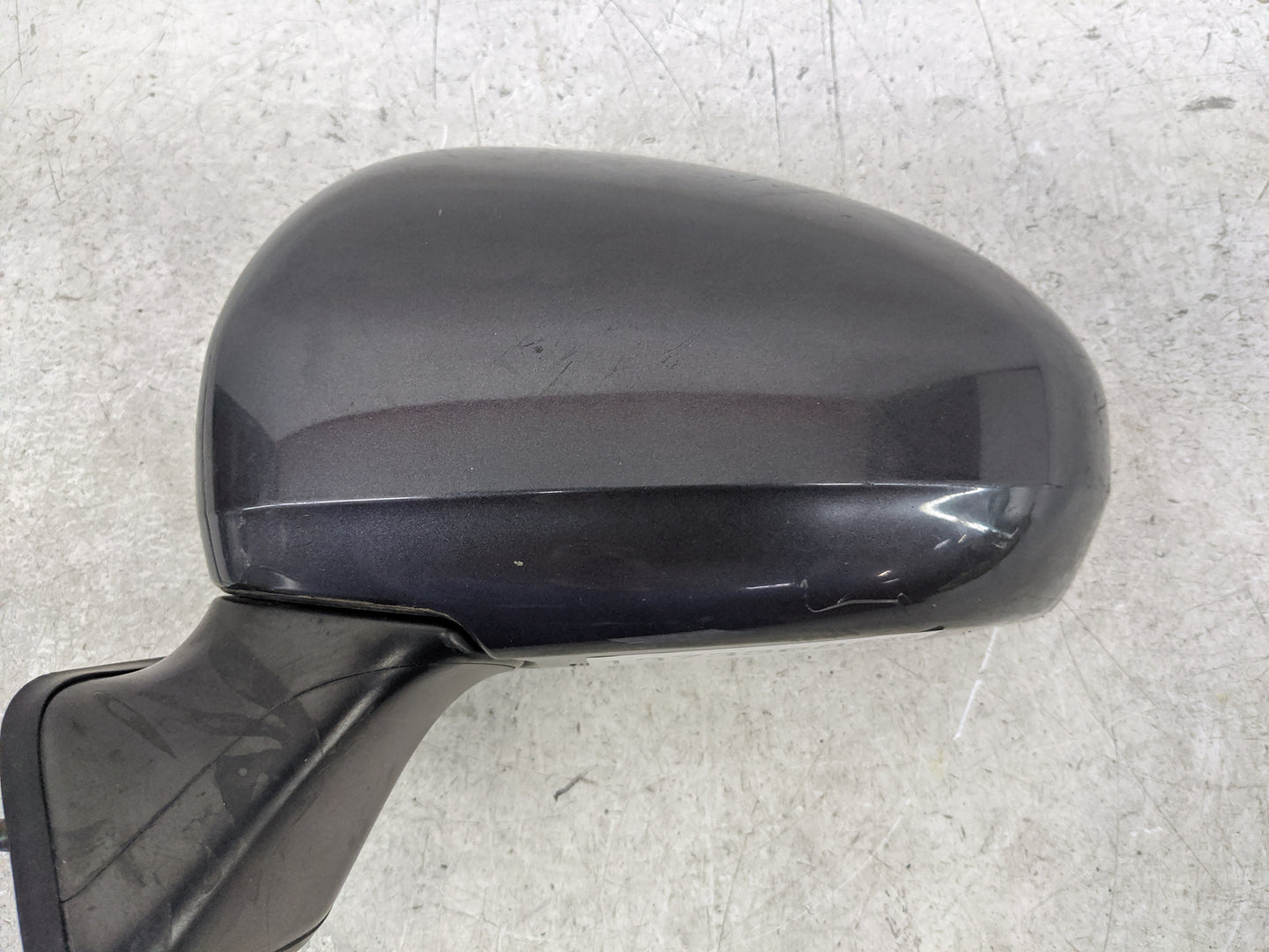 2010-2015 Toyota Prius Driver Side View Mirror - Left Door Mirror OEM Used - Oemusedautoparts1.com