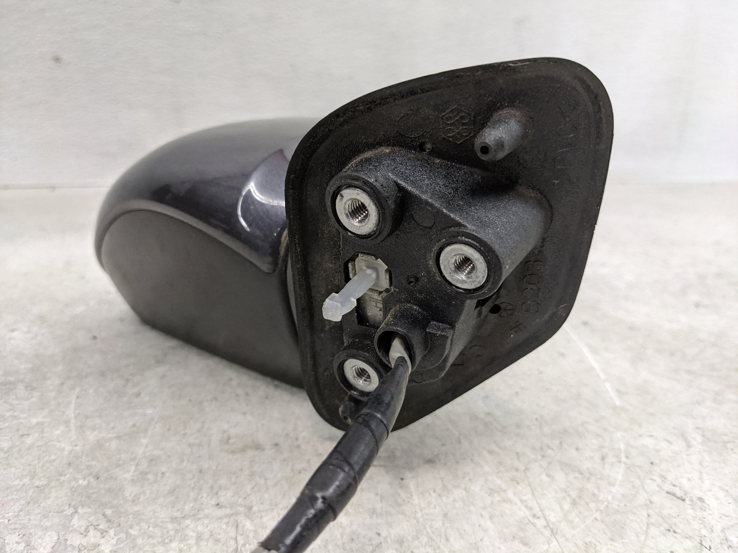 2010-2015 Toyota Prius Driver Side View Mirror - Left Door Mirror OEM Used - Oemusedautoparts1.com