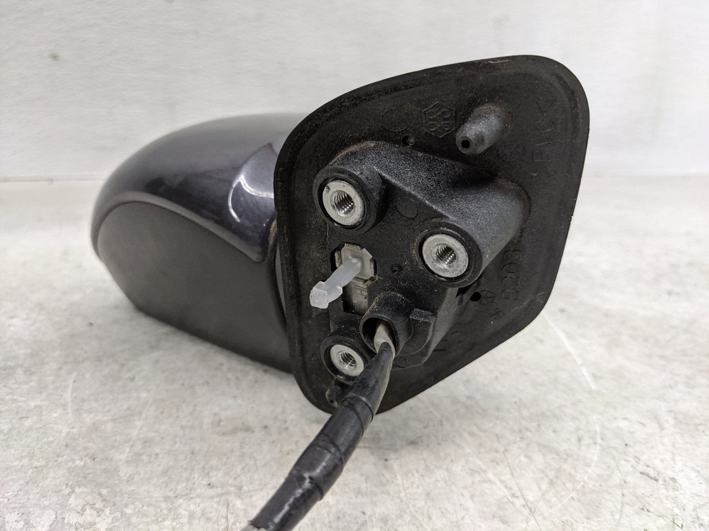 2010-2015 Toyota Prius Driver Side View Mirror - Left Door Mirror OEM Used - Oemusedautoparts1.com