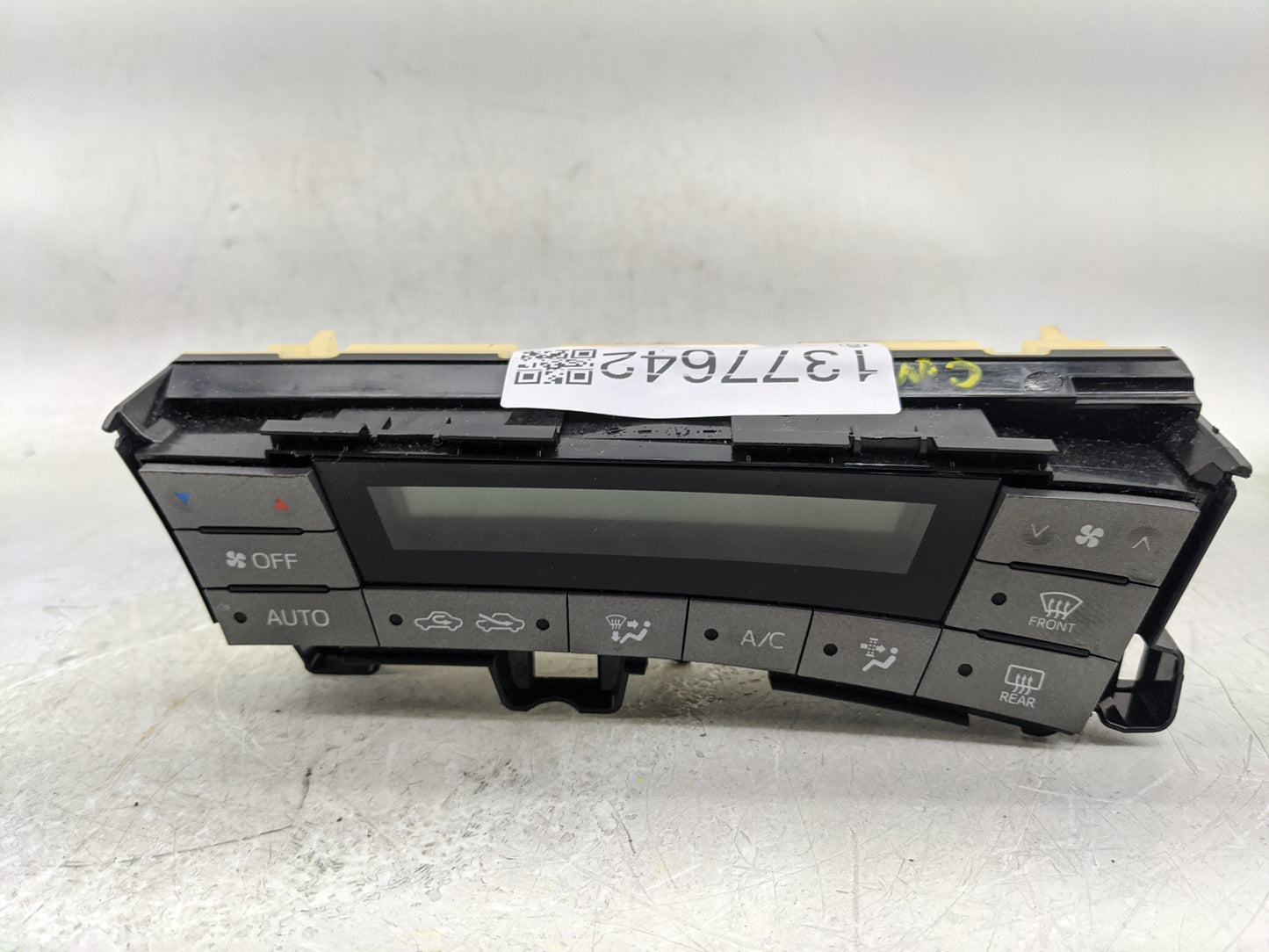 2012 Toyota Prius Climate Control Module Temperature AC/Heater Replacement P/N:75D726 Fits OEM Used Auto Parts - Oemusedauto
