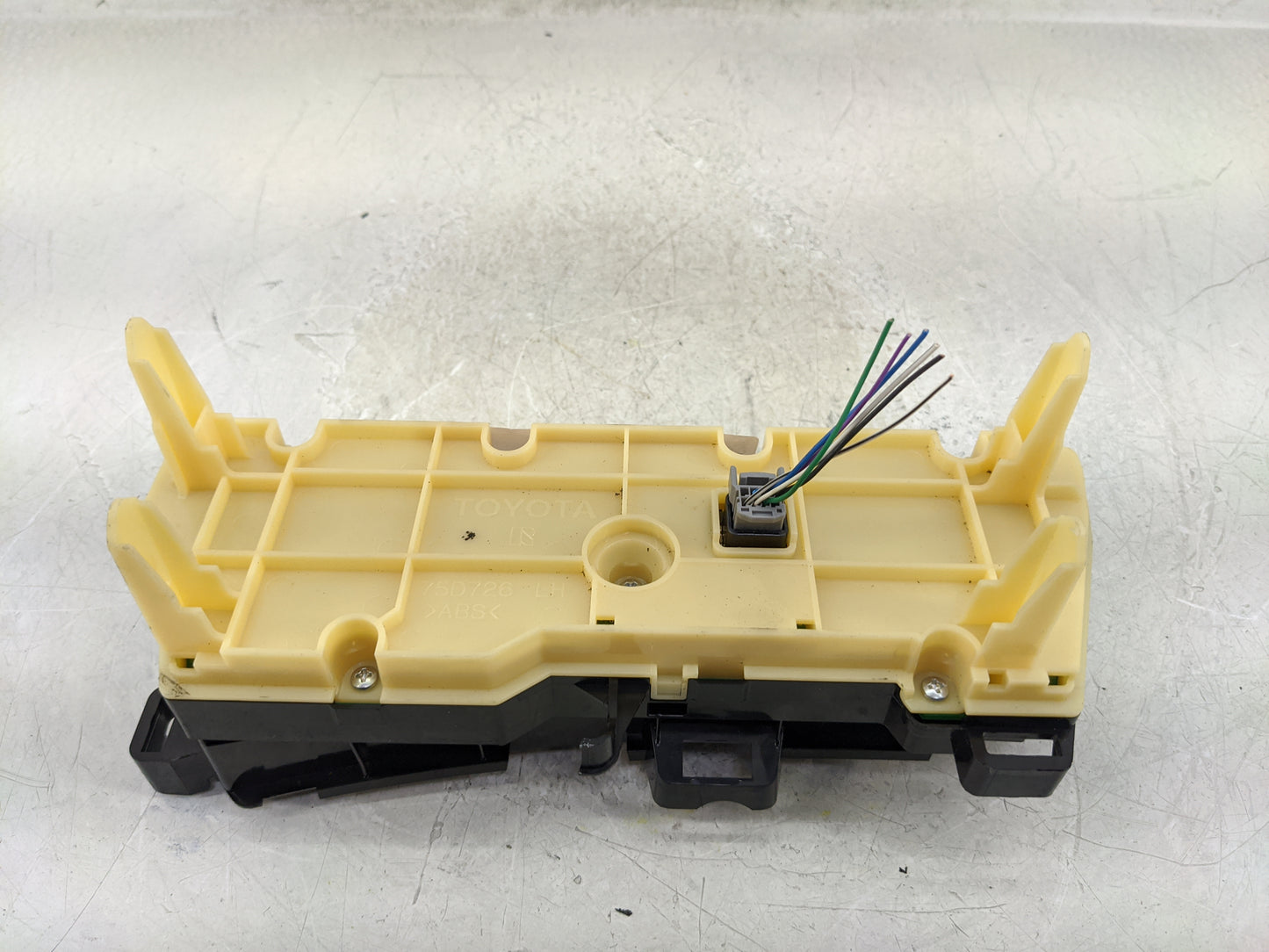 2012 Toyota Prius Climate Control Module Temperature AC/Heater Replacement P/N:75D726 Fits OEM Used Auto Parts - Oemusedauto