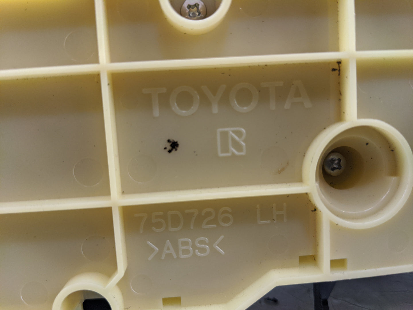 2012 Toyota Prius Climate Control Module Temperature AC/Heater Replacement P/N:75D726 Fits OEM Used Auto Parts - Oemusedauto