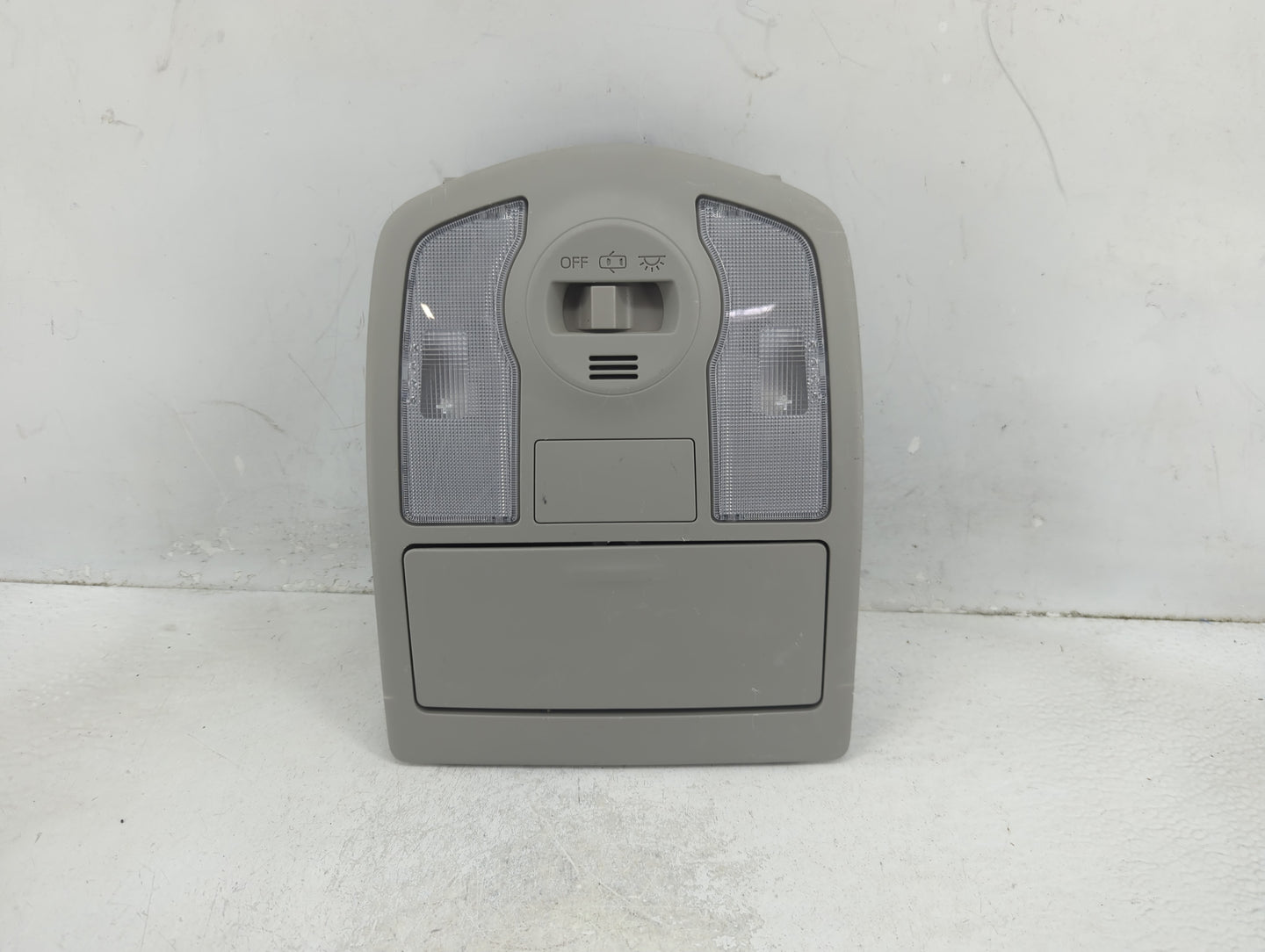 2012 Toyota Prius Overhead Roof Console - Oemusedautoparts1.com