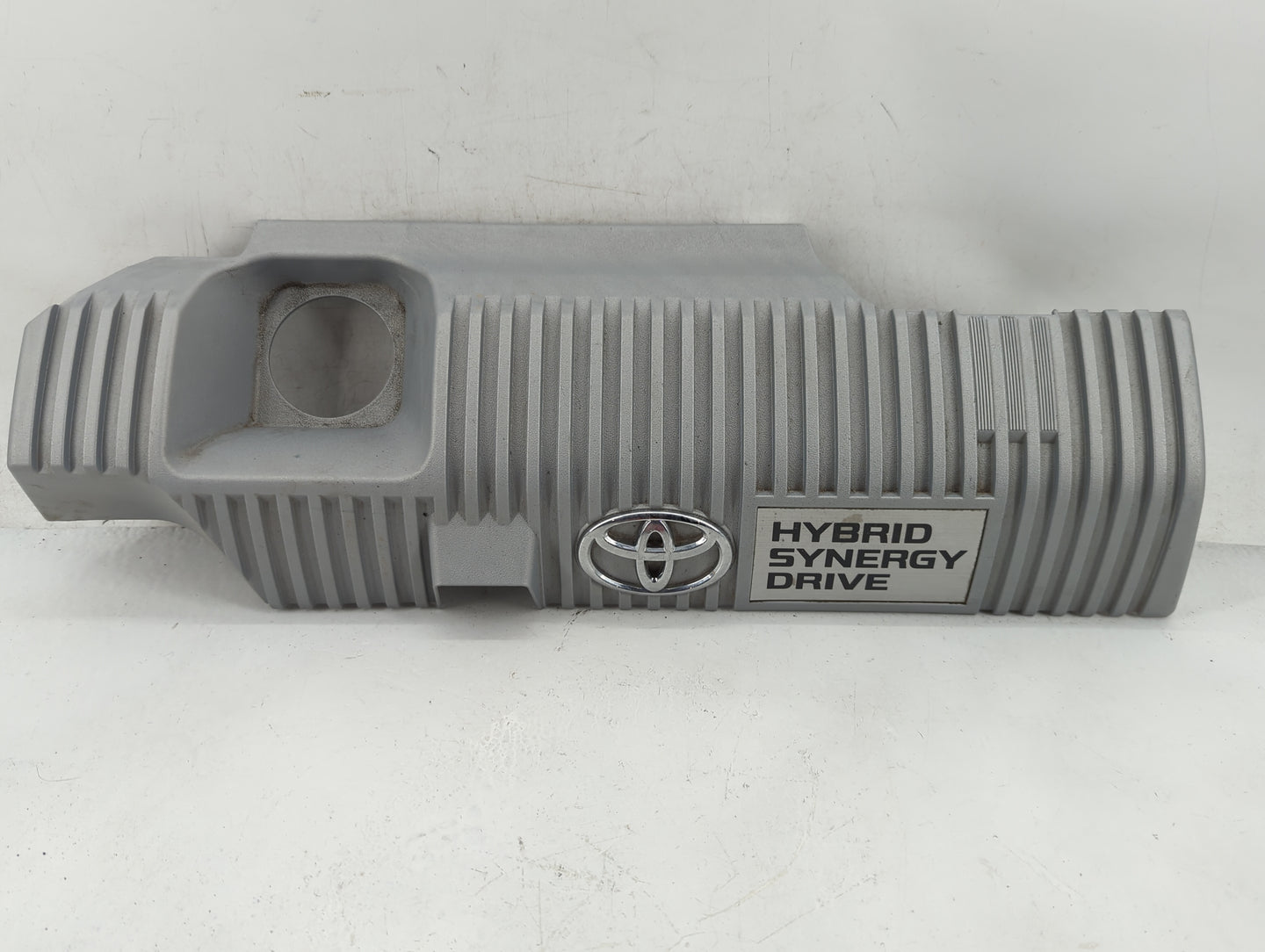 2012 Toyota Prius Engine Cover - Oemusedautoparts1.com