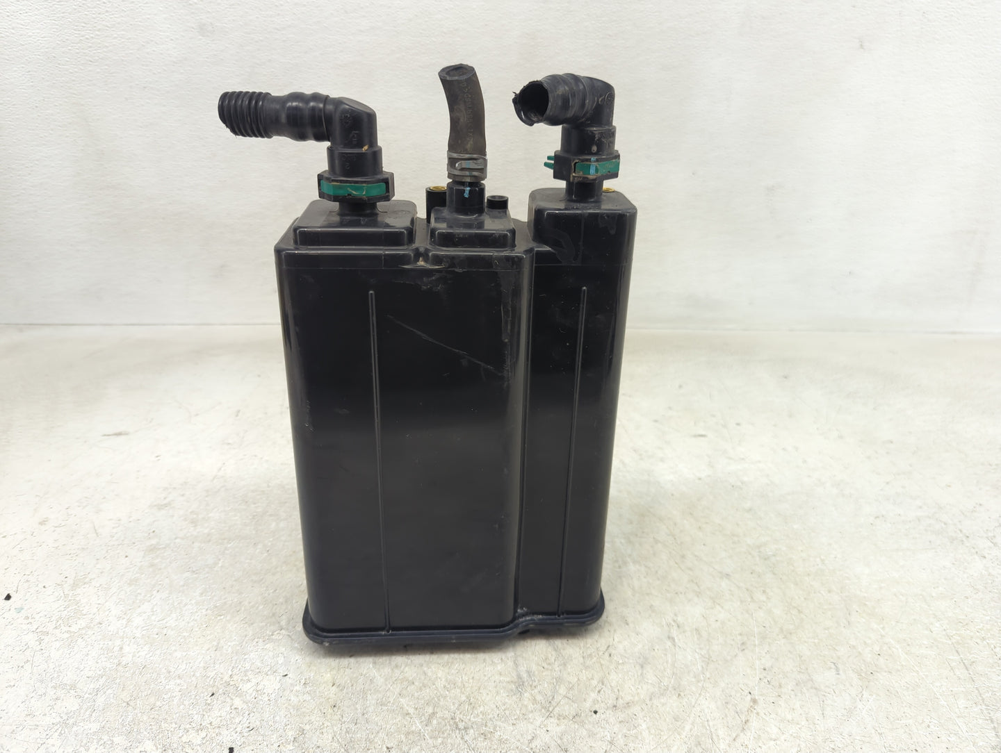 2012 Toyota Prius Fuel Vapor Charcoal Canister - Oemusedautoparts1.com