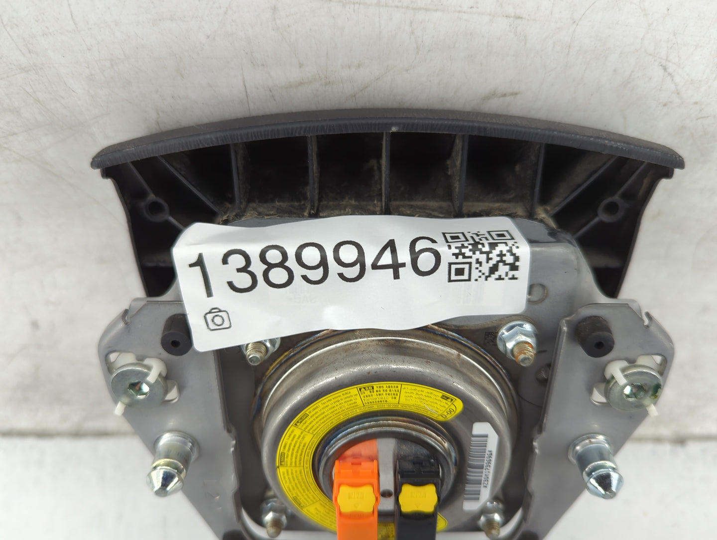 2010-2018 Toyota Prius Air Bag Driver Left Steering Wheel Mounted Fits Fits 2010 2011 2012 2013 2014 2015 2016 2017 2018 OEM