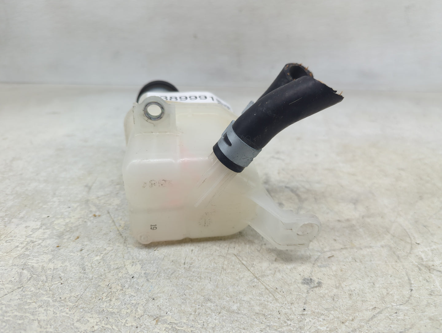 2010-2015 Toyota Prius Radiator Coolant Overflow Expansion Tank Bottle 1389991 - Oemusedautoparts1.com