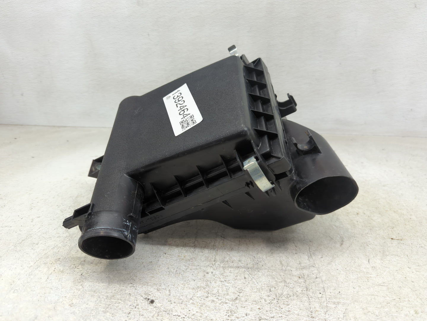 2010-2015 Toyota Prius Air Cleaner Intake-duct Hose Tube - Oemusedautoparts1.com