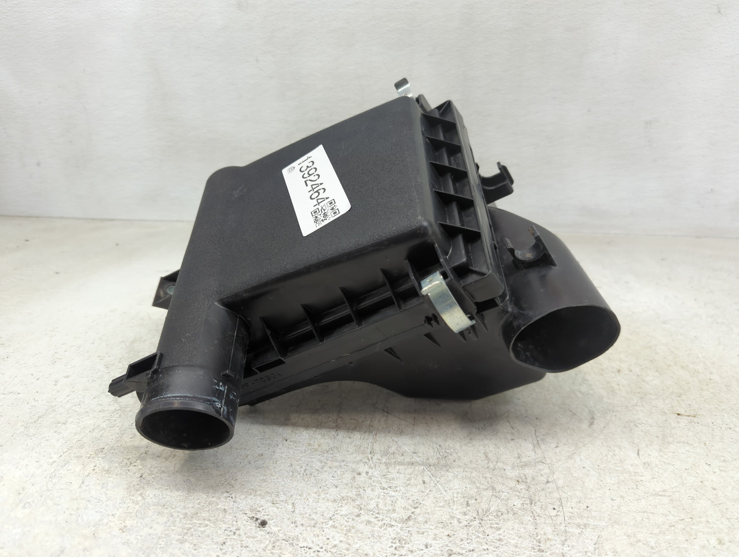 2010-2015 Toyota Prius Air Cleaner Intake-duct Hose Tube - Oemusedautoparts1.com