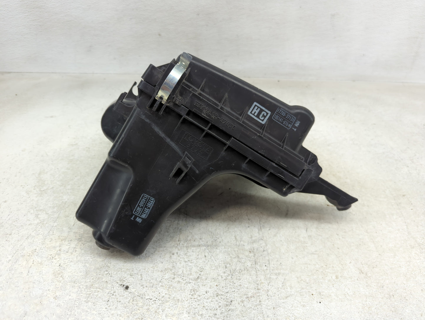 2010-2015 Toyota Prius Air Cleaner Intake-duct Hose Tube - Oemusedautoparts1.com