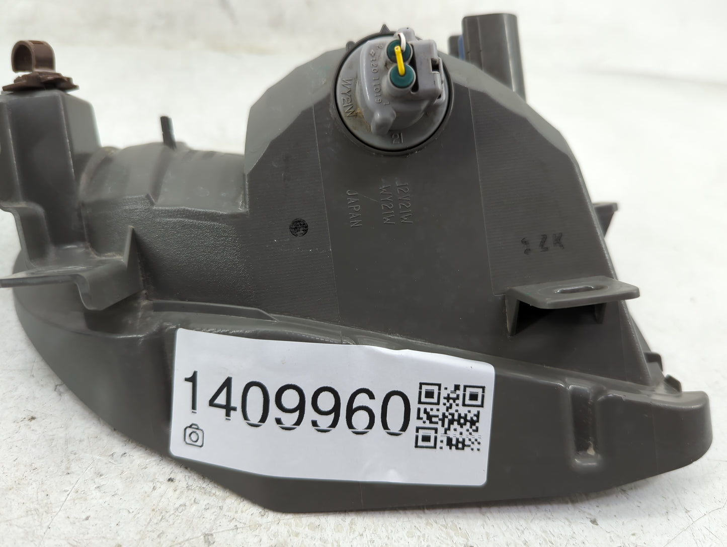 Toyota Prius Driver Left Oem Fog Light Lamp - Oemusedautoparts1.com