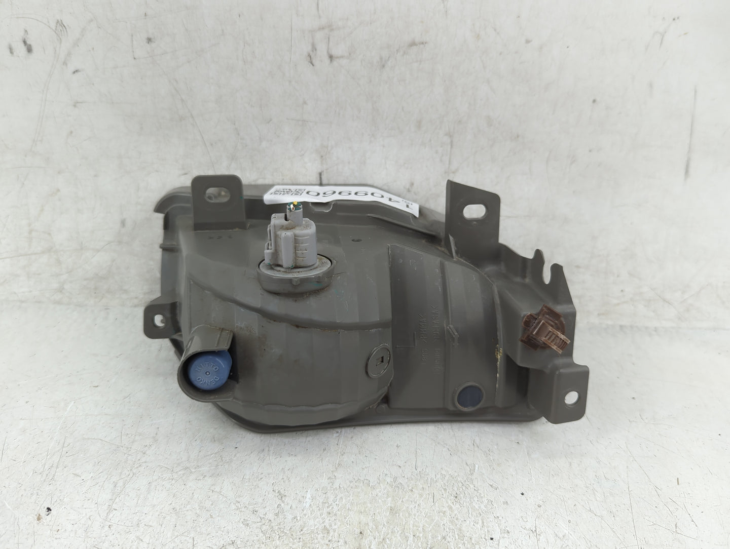 Toyota Prius Driver Left Oem Fog Light Lamp - Oemusedautoparts1.com