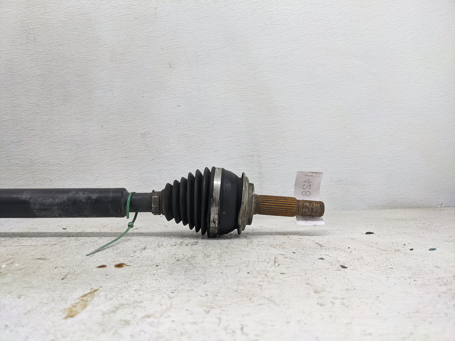 Toyota Prius Axle Shaft Front Passenger Cv C/v - Oemusedautoparts1.com