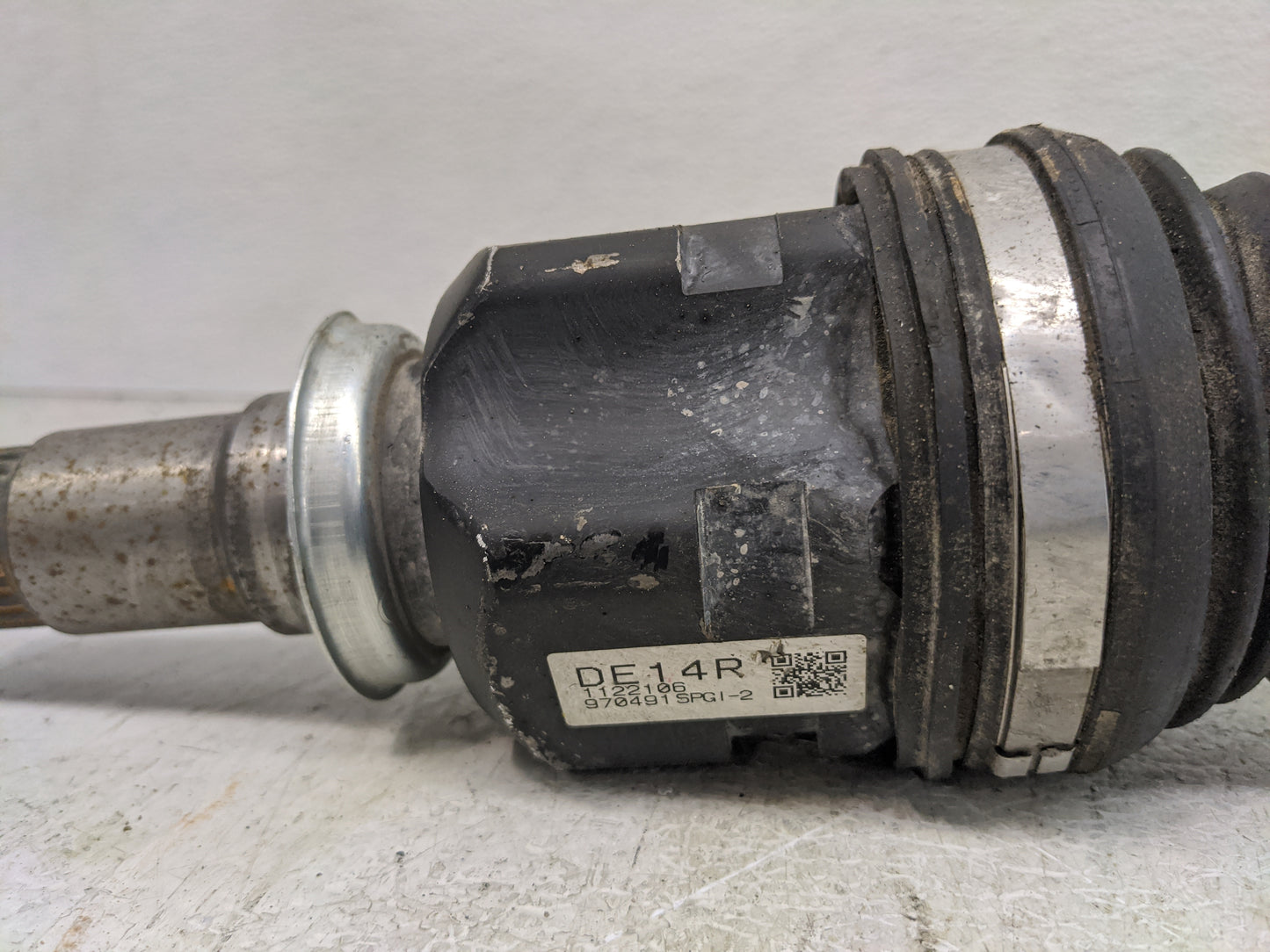 Toyota Prius Axle Shaft Front Passenger Cv C/v - Oemusedautoparts1.com
