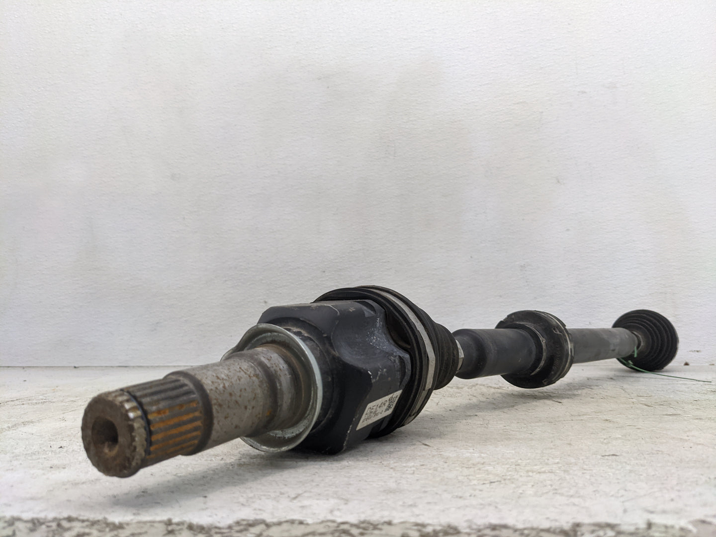 Toyota Prius Axle Shaft Front Passenger Cv C/v - Oemusedautoparts1.com