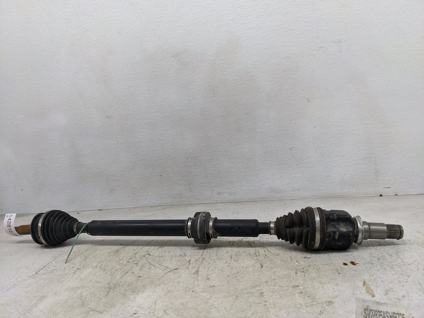 Toyota Prius Axle Shaft Front Passenger Cv C/v - Oemusedautoparts1.com