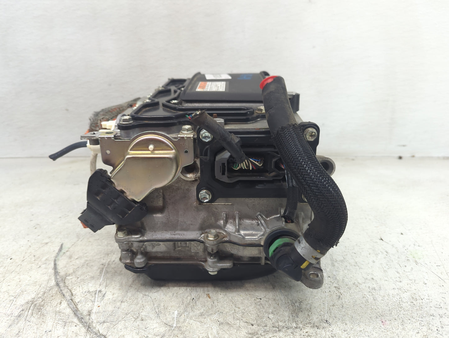 2012 Prius Ac Dc Power Control Module Accessory Computer Power Inverter - Oemusedautoparts1.com