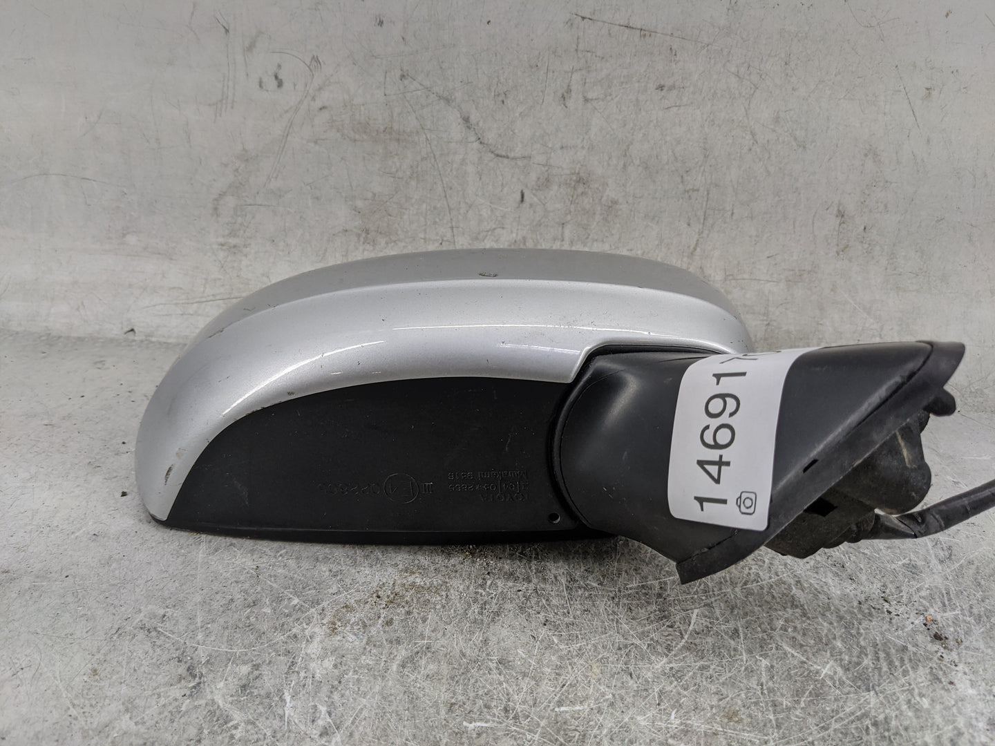 2010-2015 Toyota Prius Passenger Side View Mirror - Right Door Mirror OEM Used - Oemusedautoparts1.com