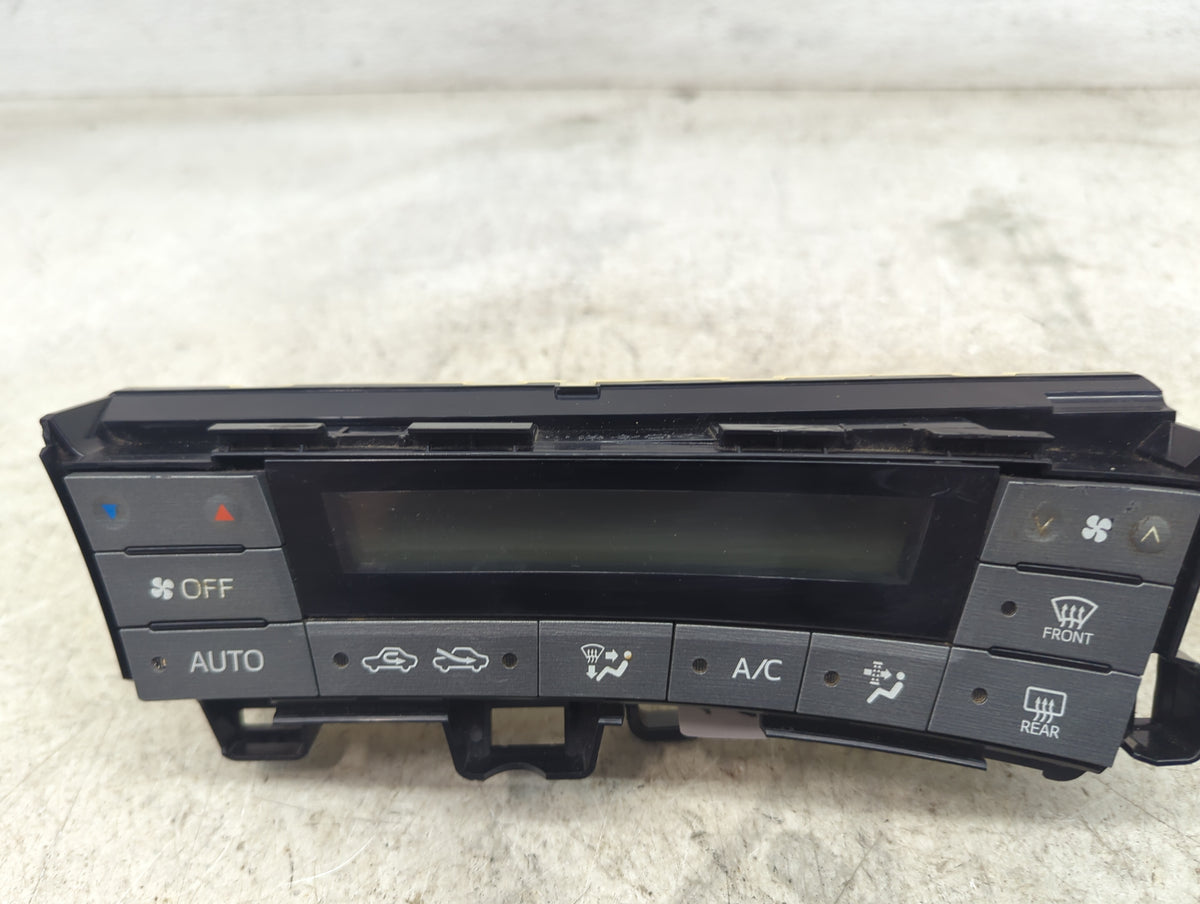 2012 Toyota Prius Climate Control Module Temperature AC/Heater Replacement P/N:75D726 Fits OEM Used Auto Parts - Oemusedauto