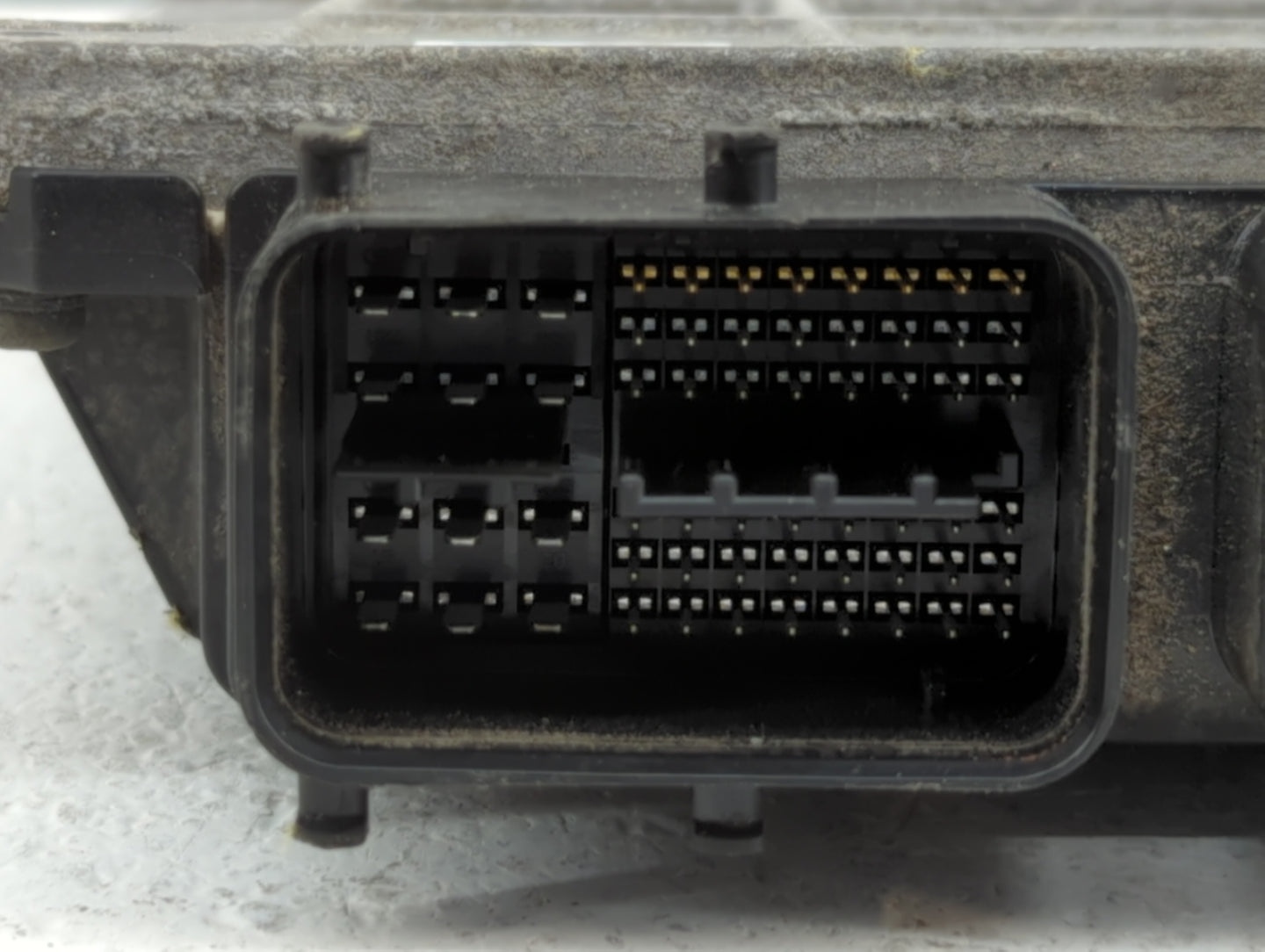2012-2013 Toyota Prius PCM Engine Control Computer ECU ECM PCU OEM P/N:89661-47191 89661-47190 Fits Fits 2012 2013 OEM Used 